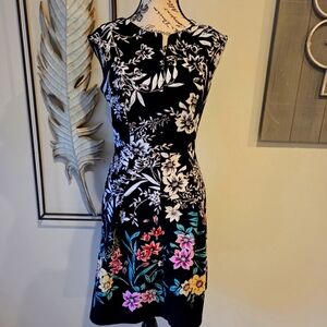 Floral Black Short Dress With Zipper Front